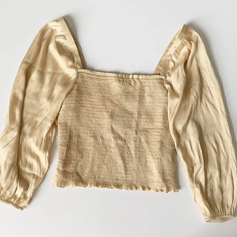 NWT J. Crew Woman Squareneck smocked featherweight satin crop top, Medium